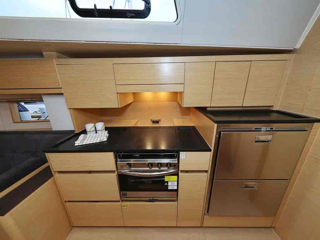 Boat picture 17