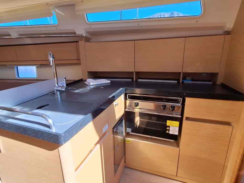 Boat picture 9