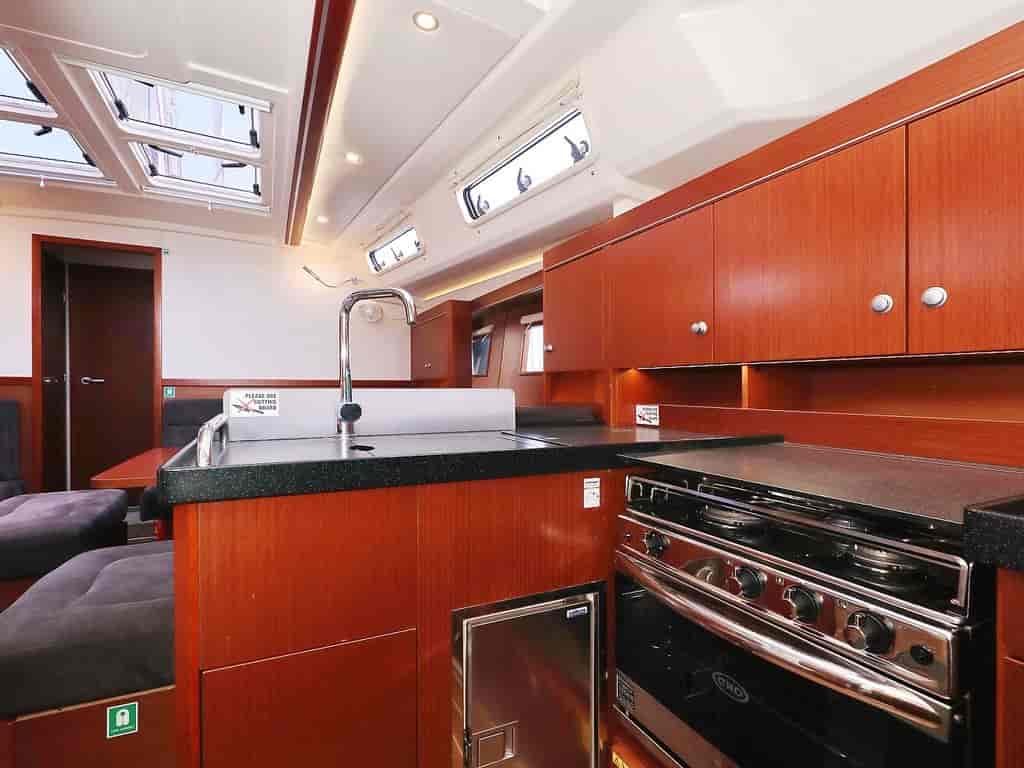 Boat picture 9