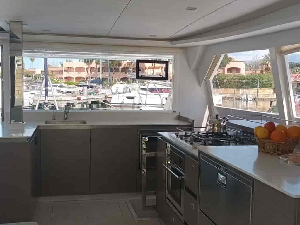 Boat picture 9