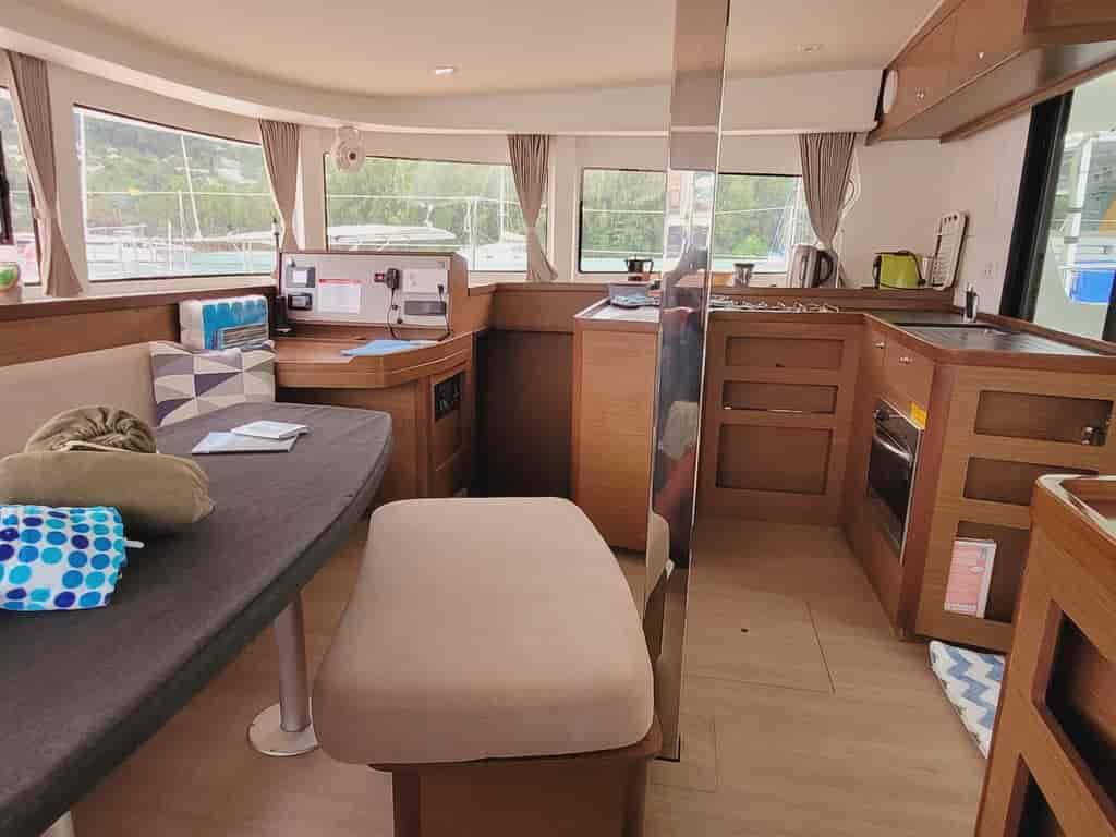 Boat picture 17