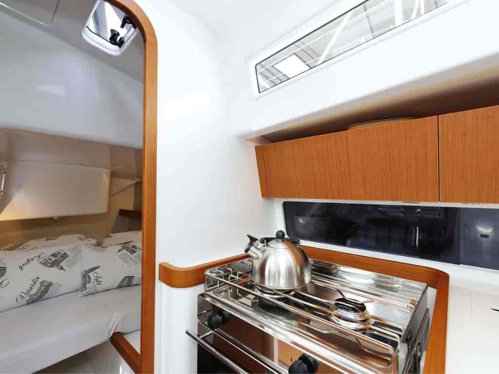 Boat picture 14