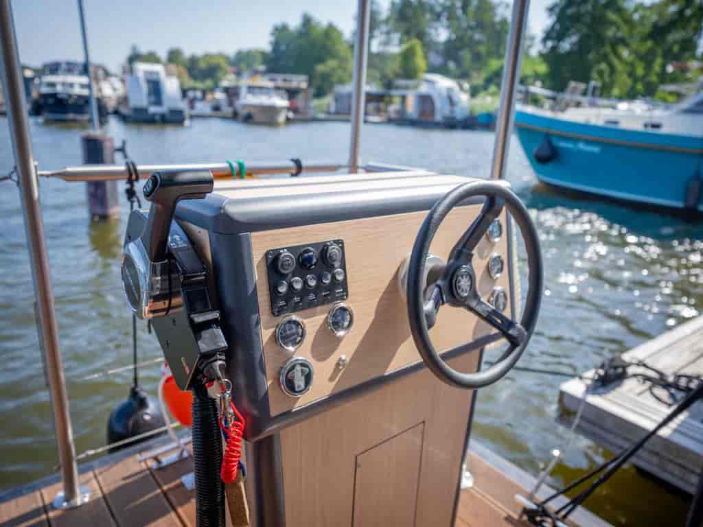 Boat picture 30