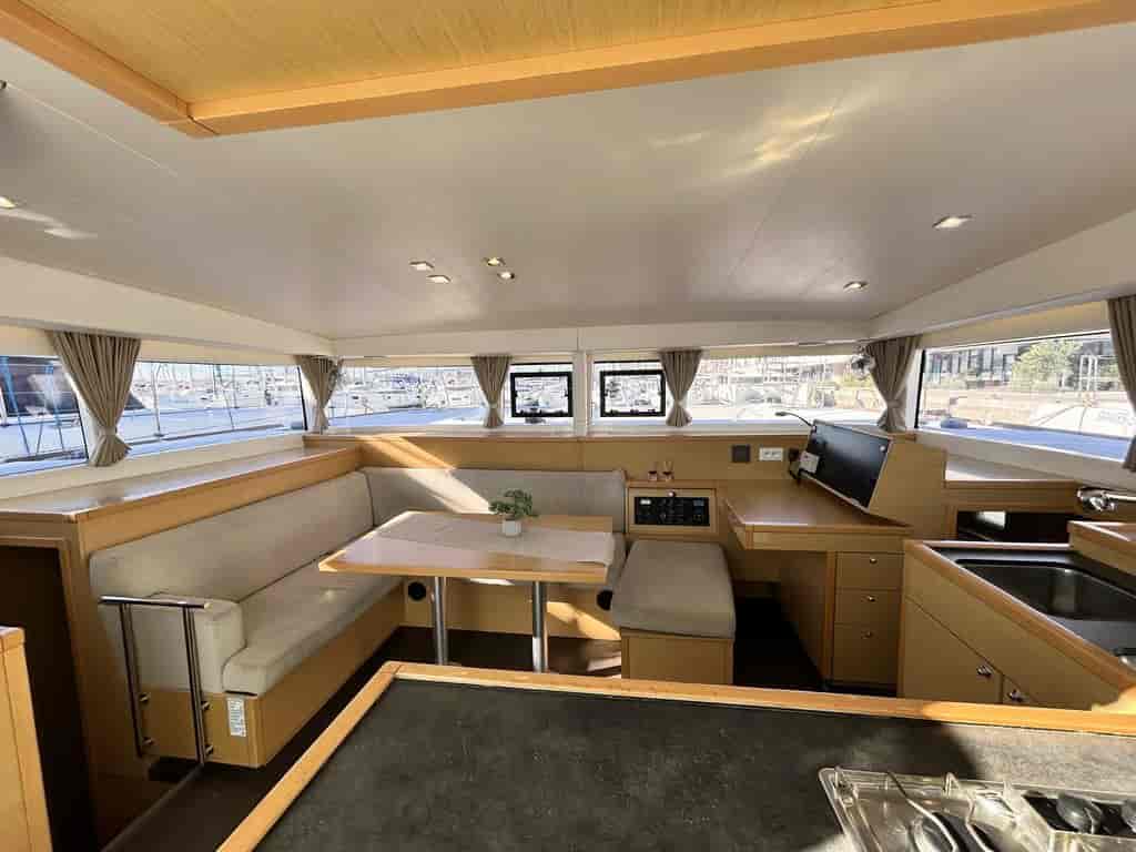 Boat picture 9