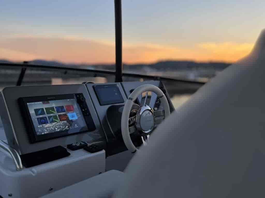 Boat picture 16