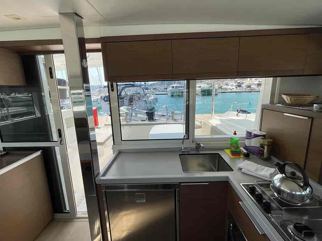 Boat picture 17