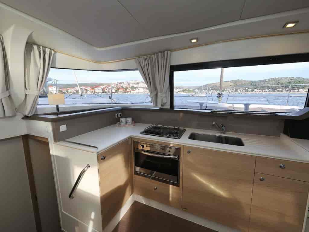 Boat picture 18