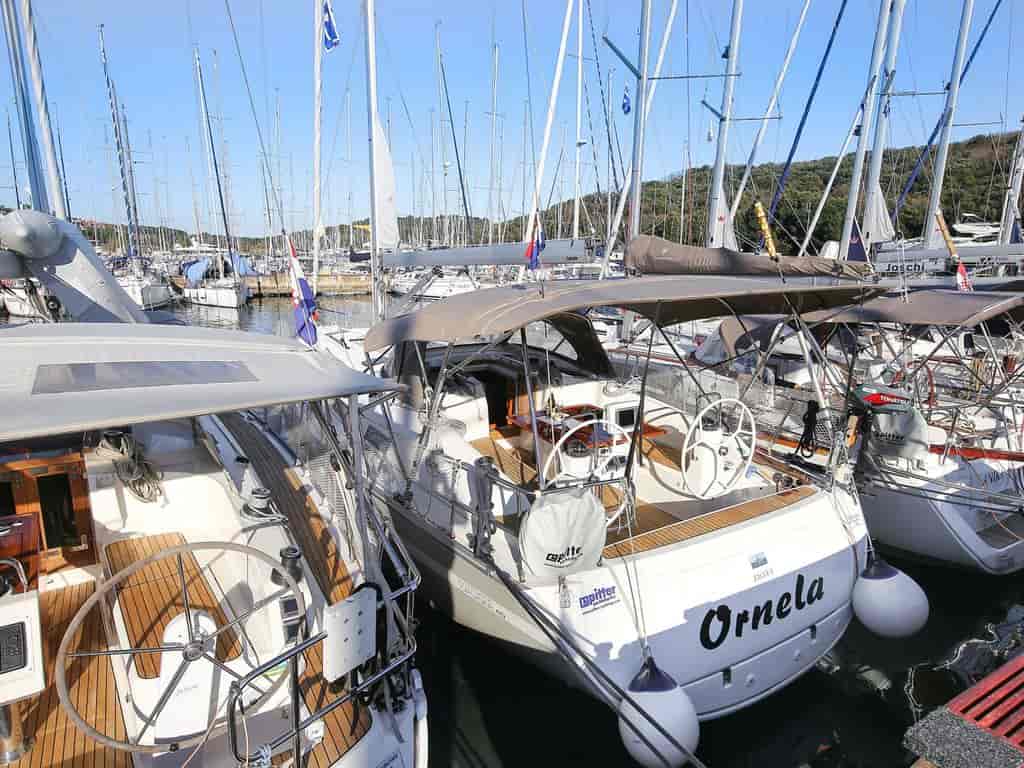 Photo 3 of Ornela