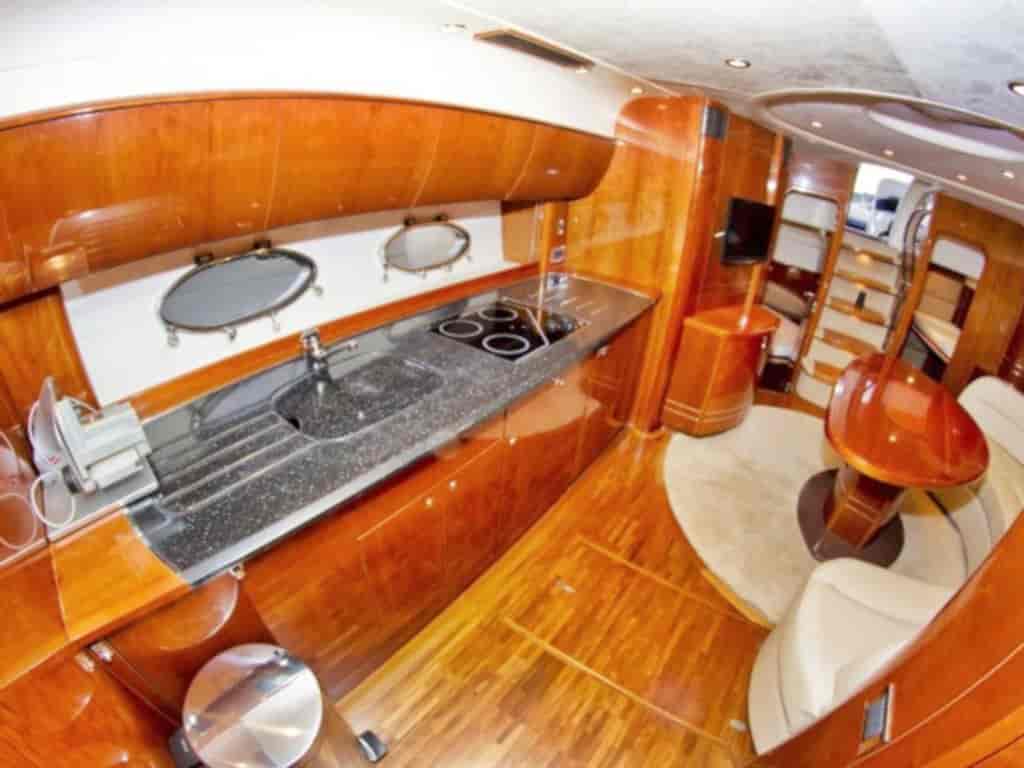 Boat picture 14