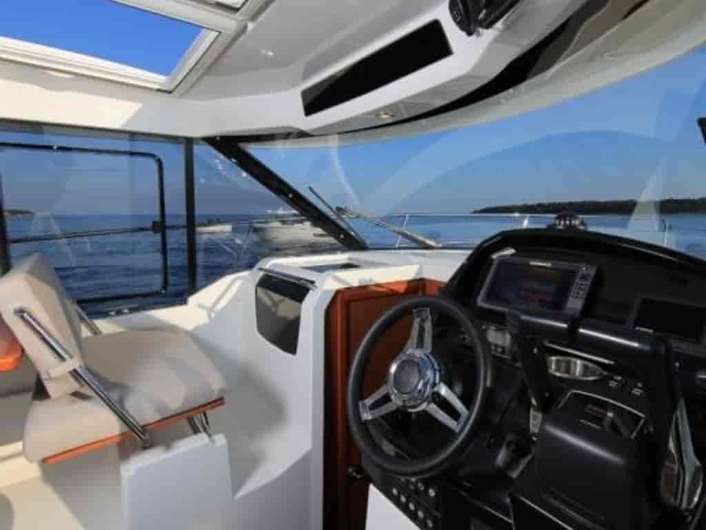 Boat picture 9