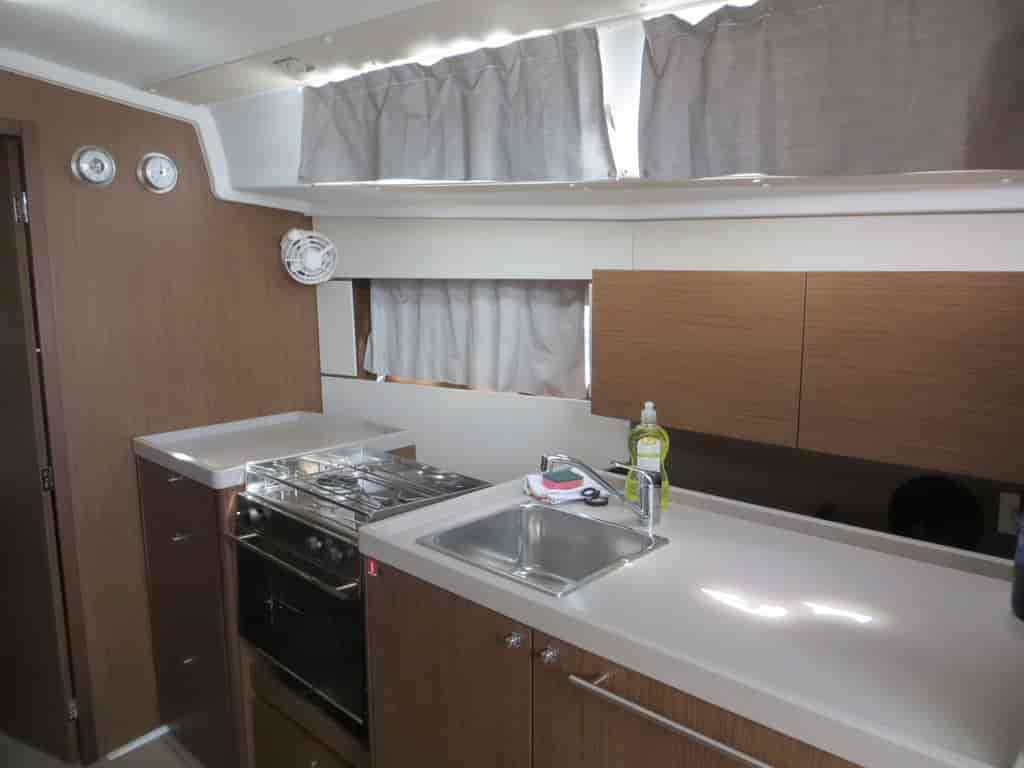 Boat picture 9
