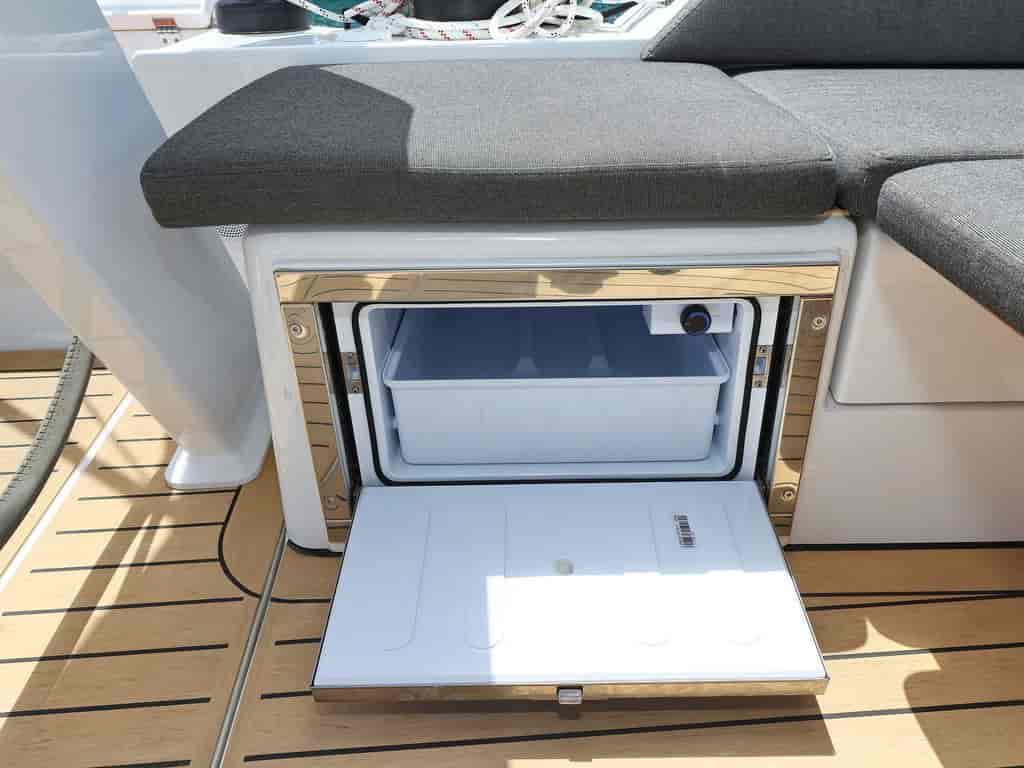 Boat picture 9