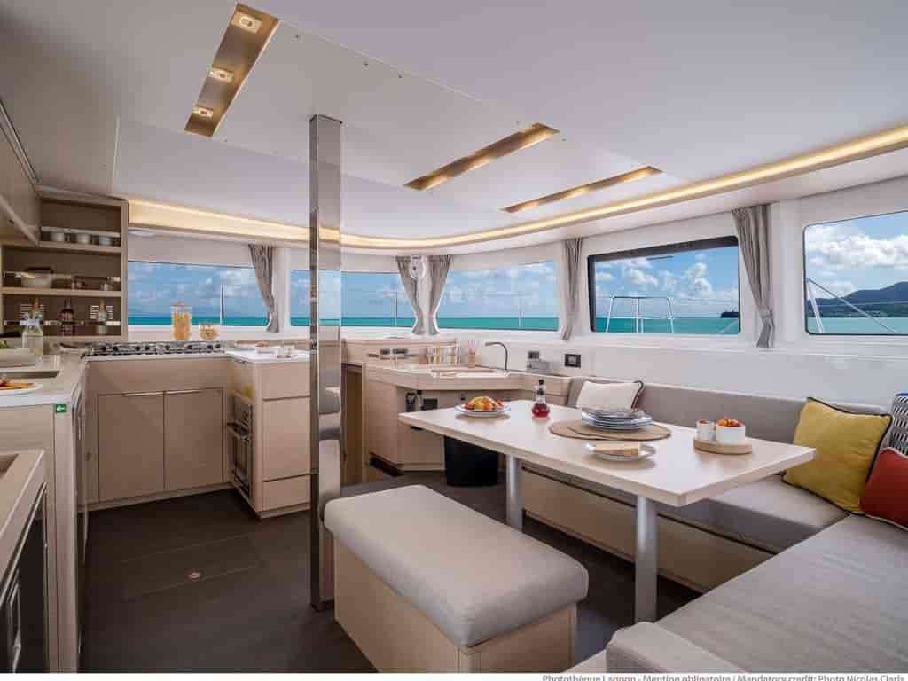Boat picture 17