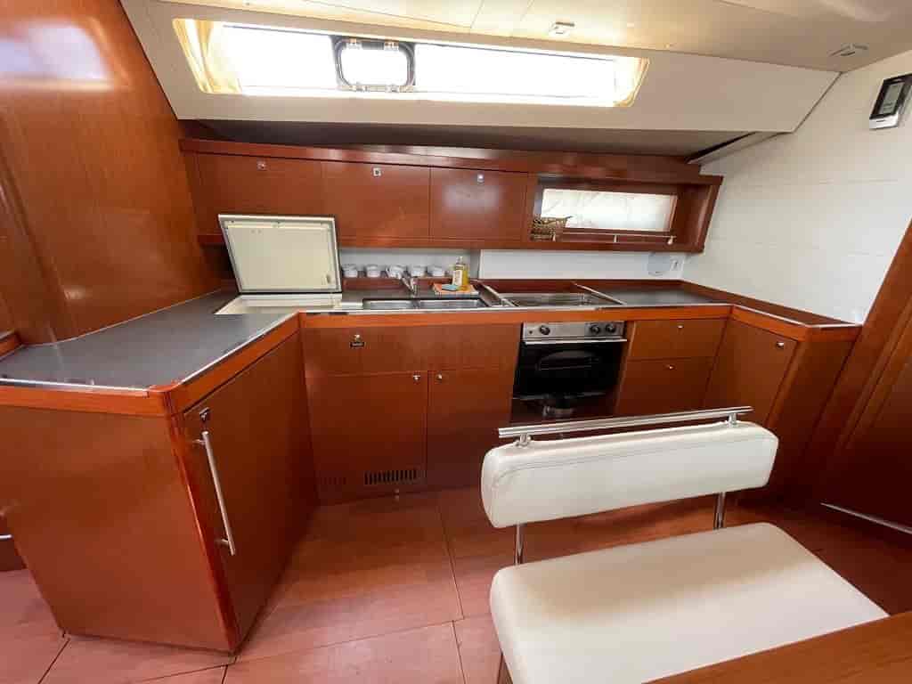 Boat picture 9