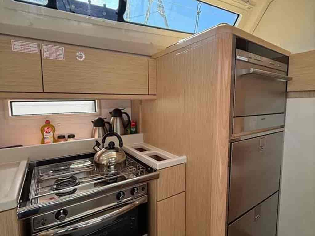 Boat picture 13