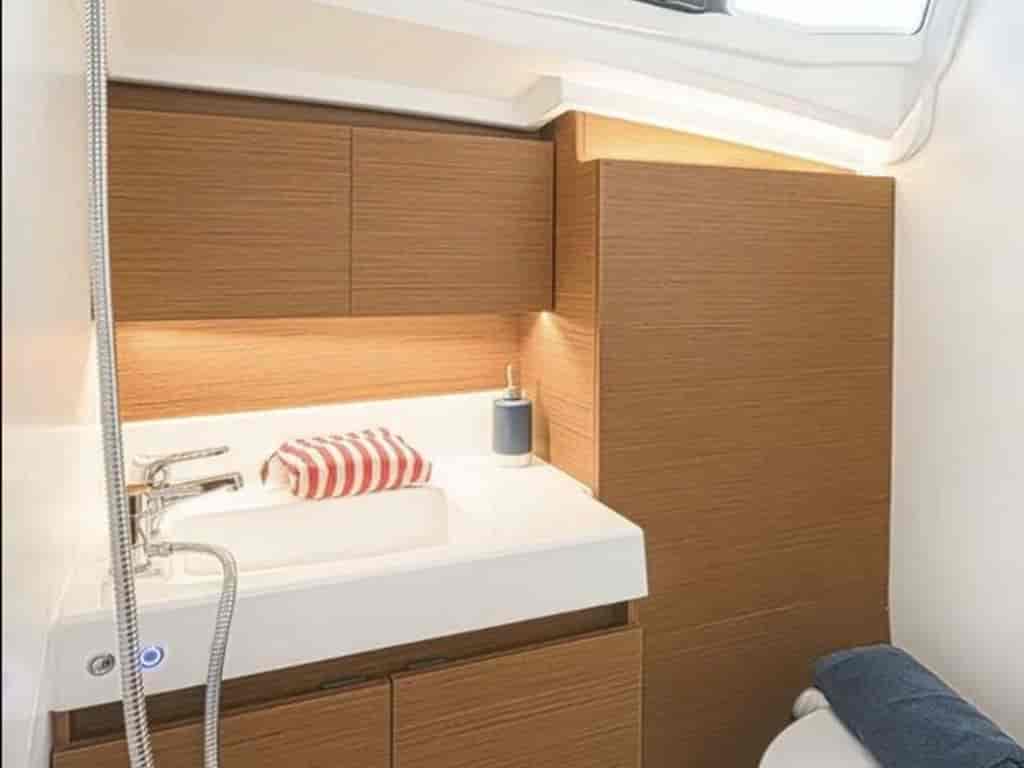 Boat picture 9