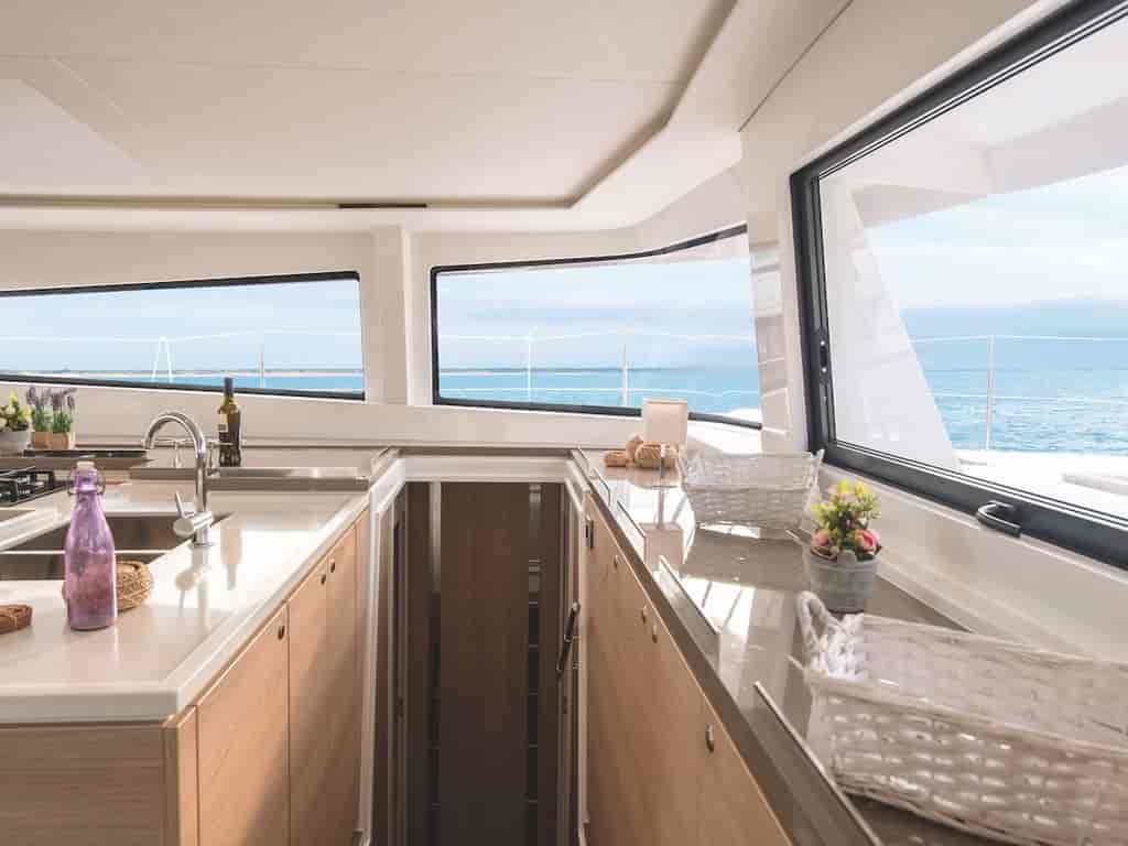 Boat picture 16