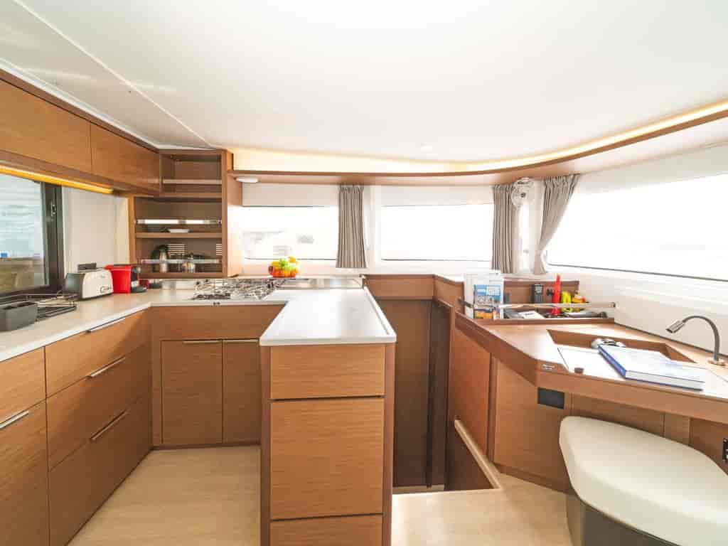 Boat picture 9