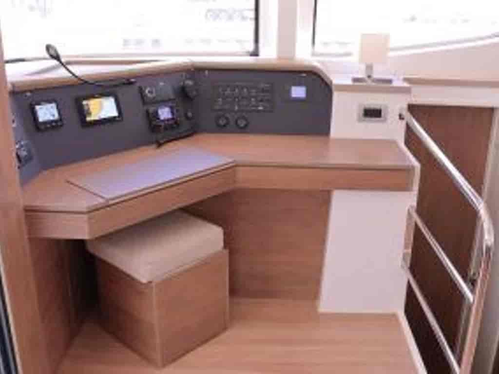 Boat picture 9