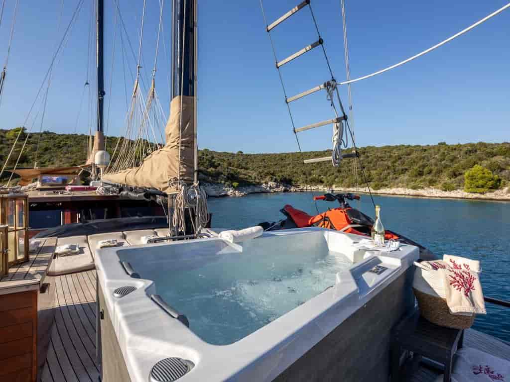 Boat picture 19