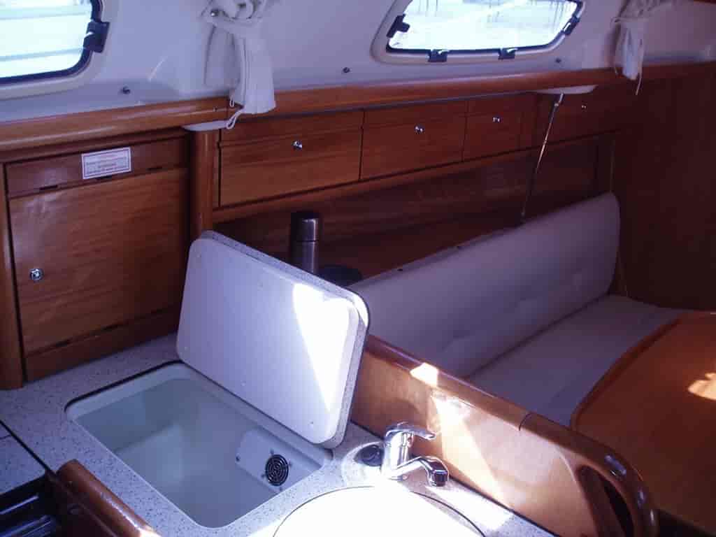 Boat picture 9