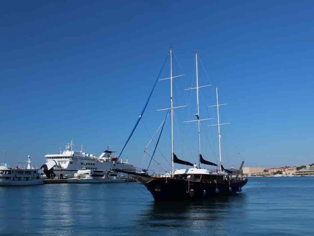 Boat picture 17