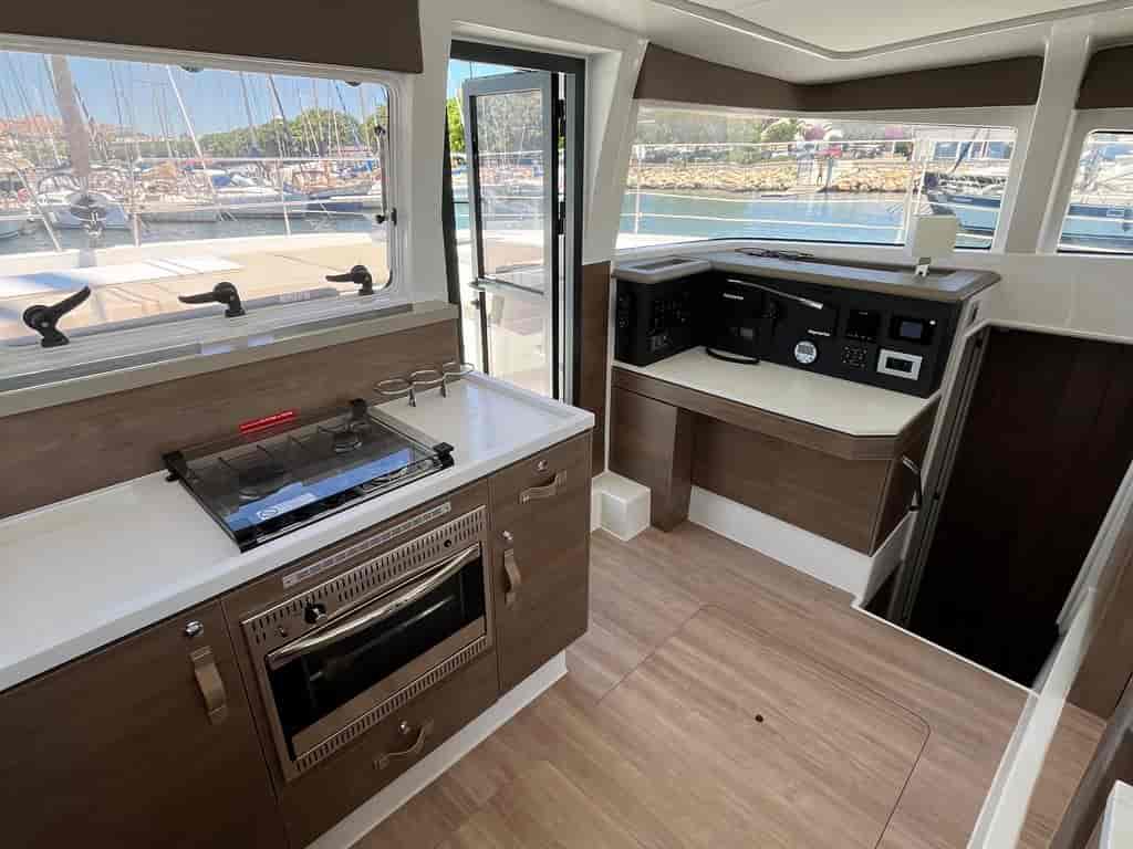 Boat picture 14