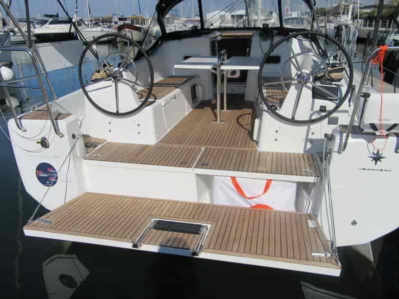 Photo of undefined, image 1 of 3