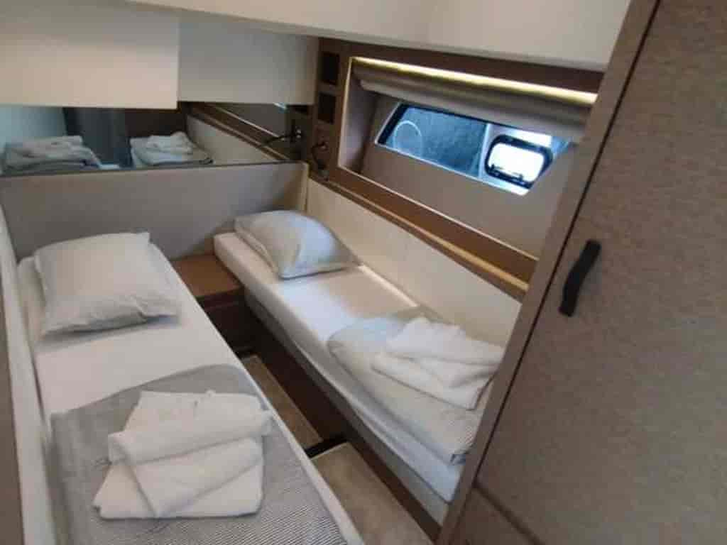 Boat picture 17