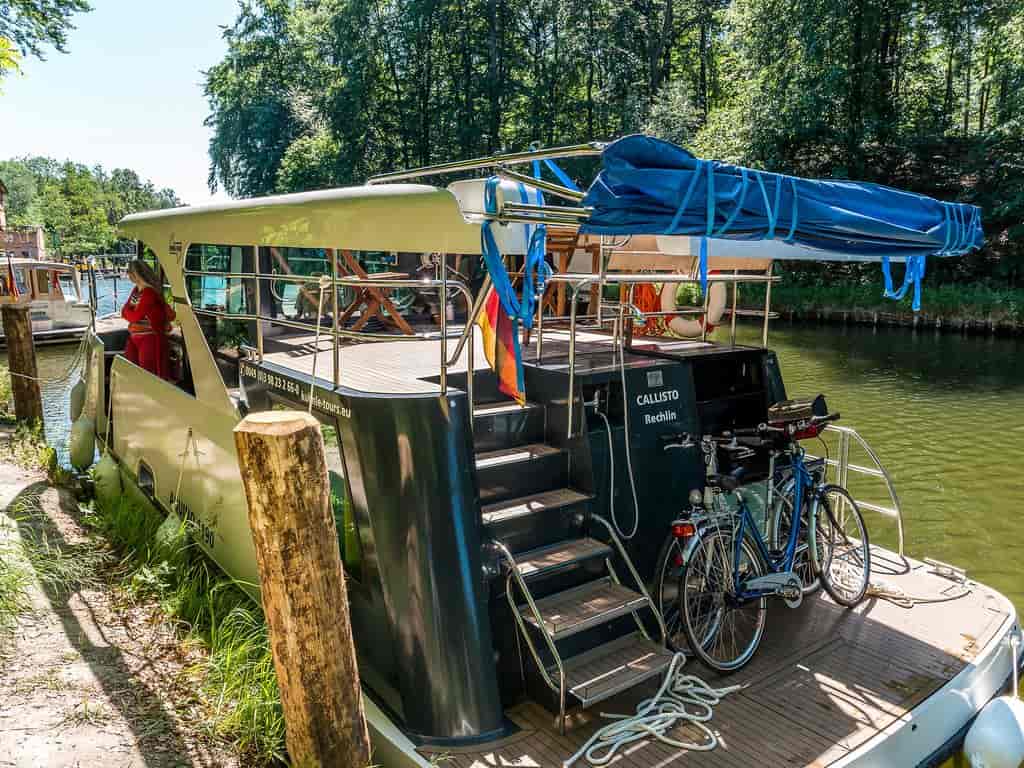 Boat picture 25