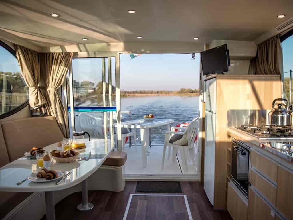 Boat picture 2