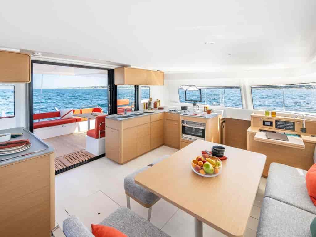 Boat picture 9