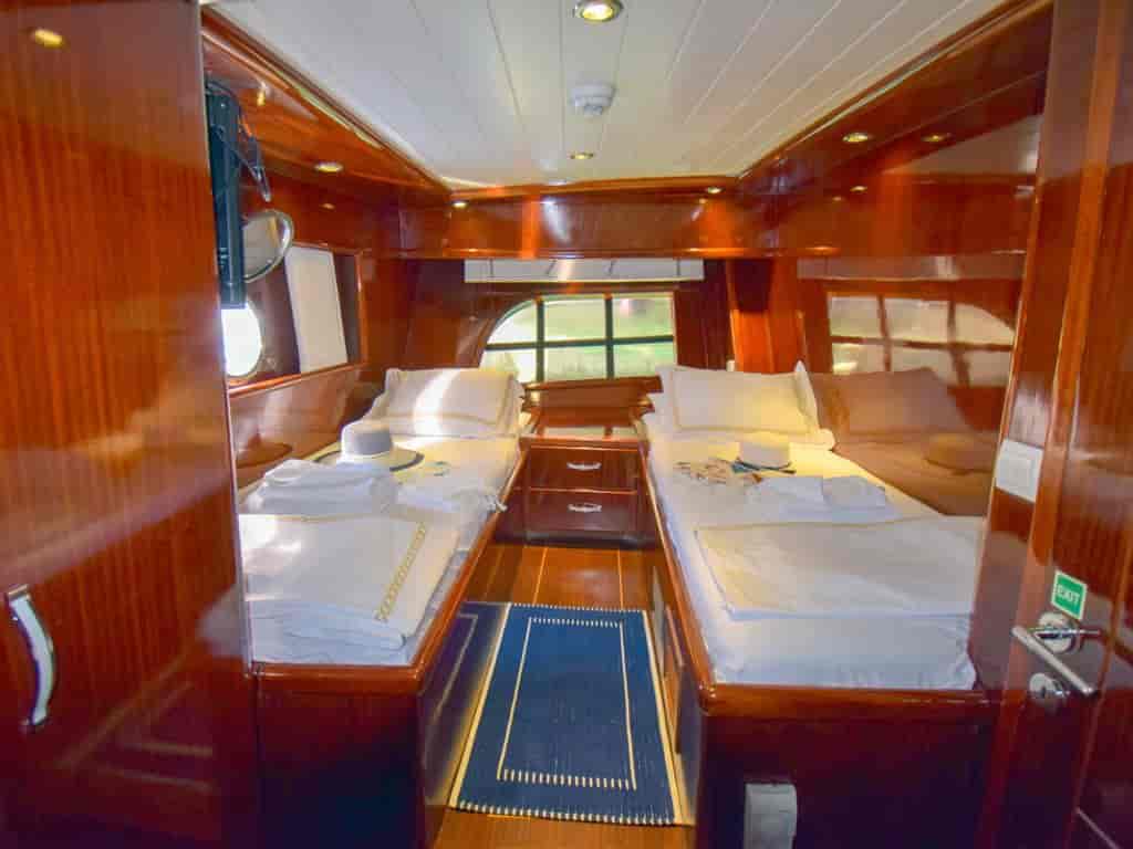 Boat picture 17