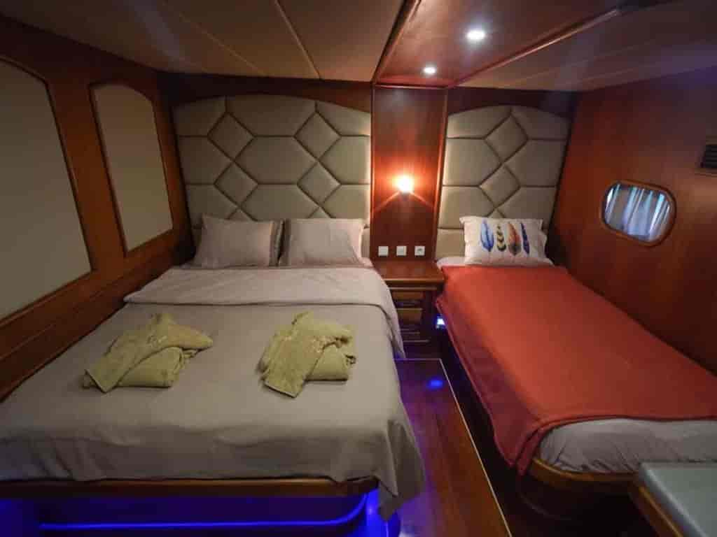 Boat picture 3