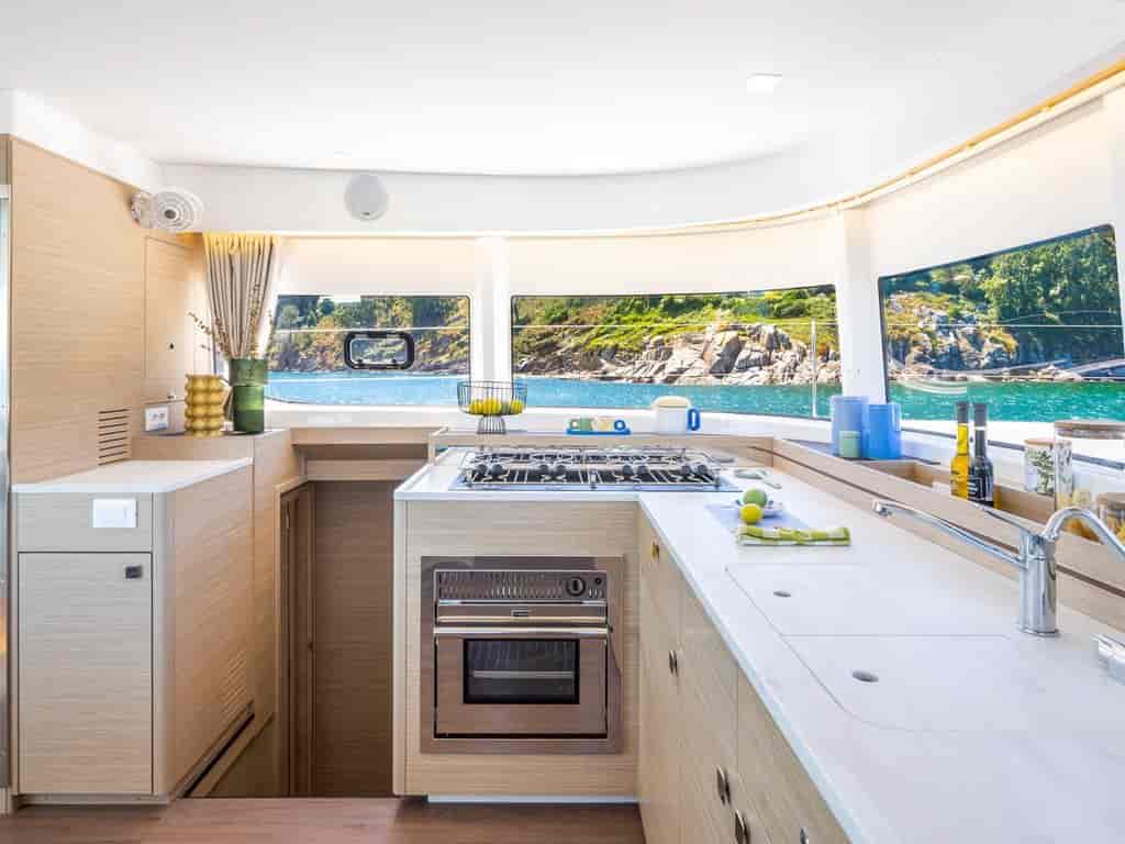Boat picture 14