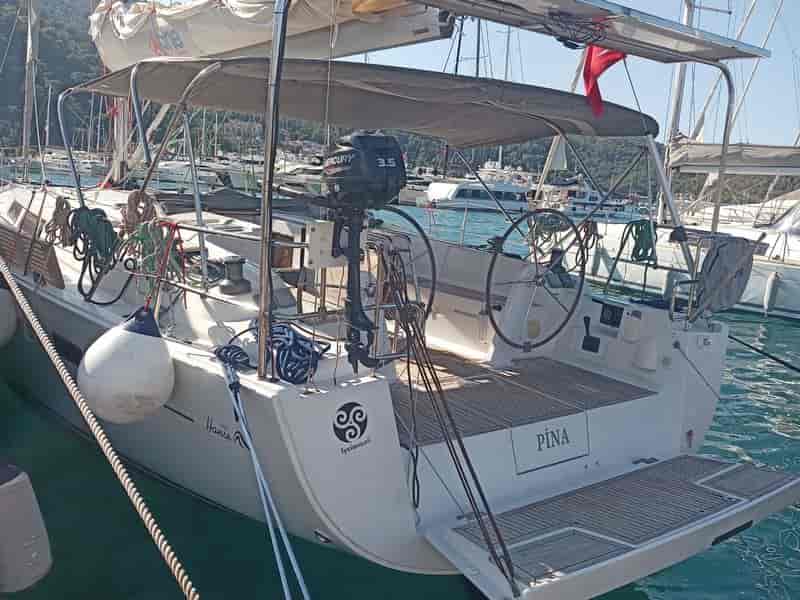 Photo of undefined, image 1 of 10