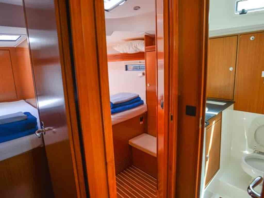 Boat picture 17
