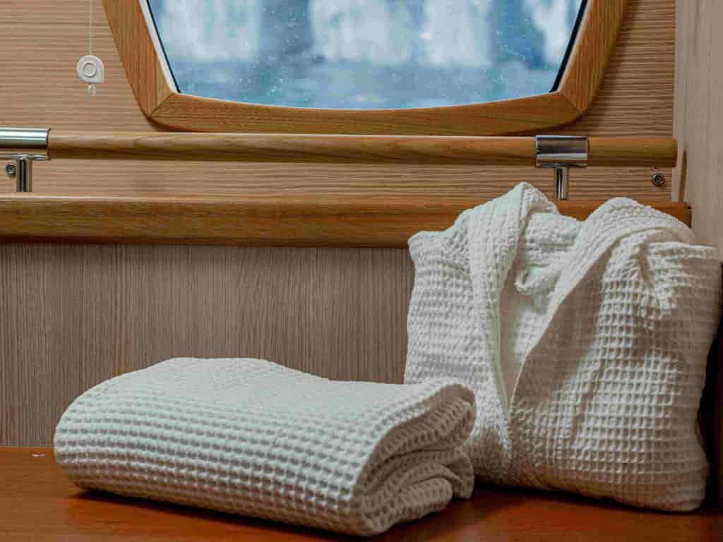 Boat picture 16