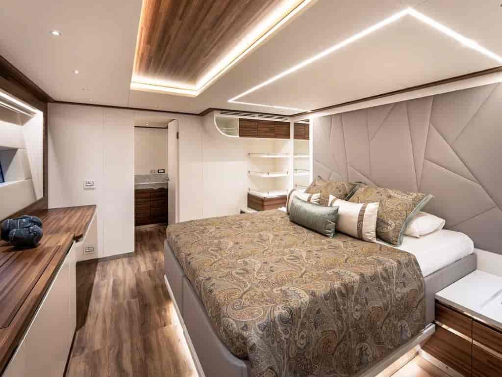 Boat picture 13