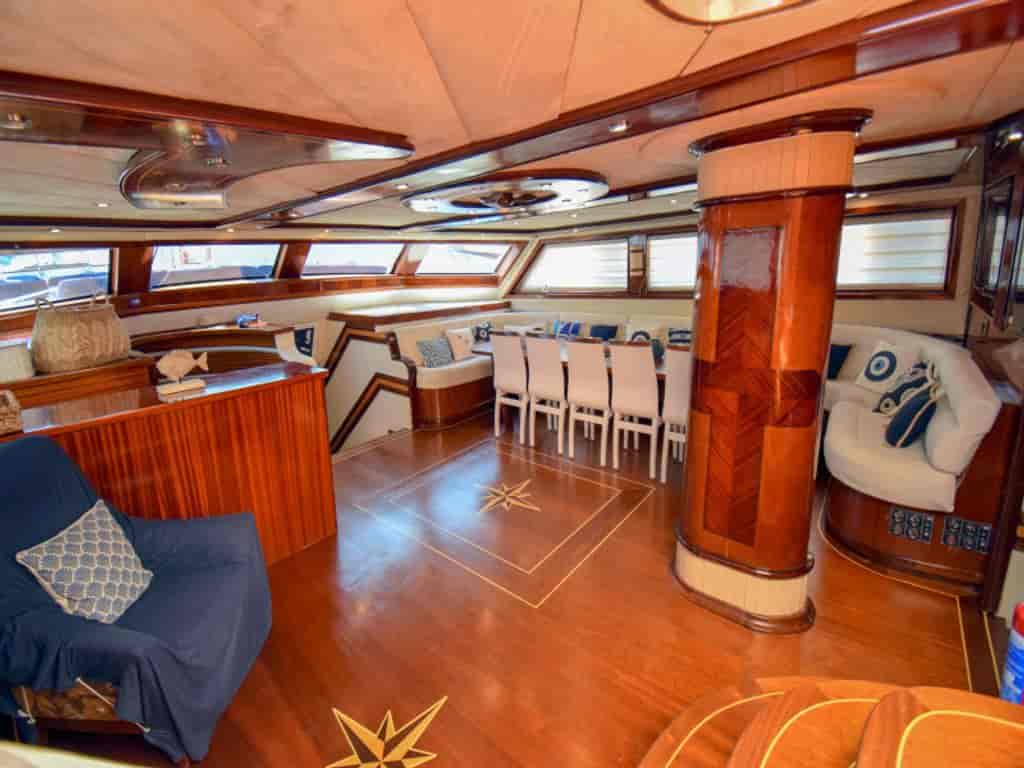 Boat picture 13