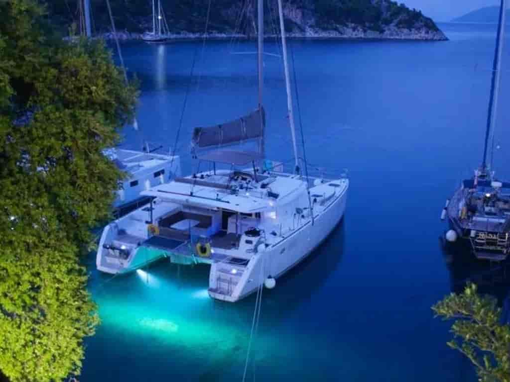 Boat picture 9