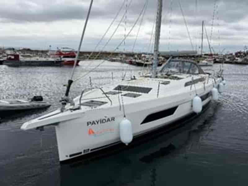 Photo of undefined, image 1 of 4