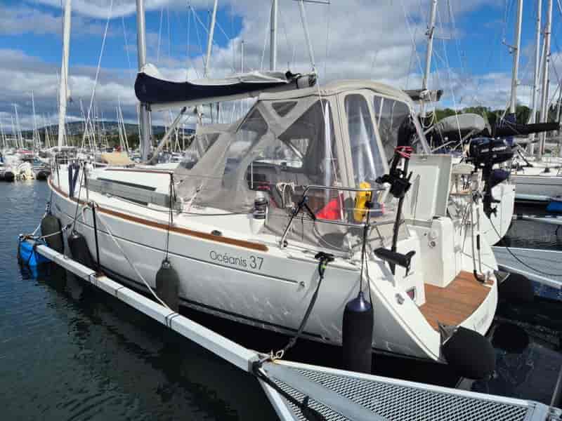 Photo of undefined, image 1 of 17
