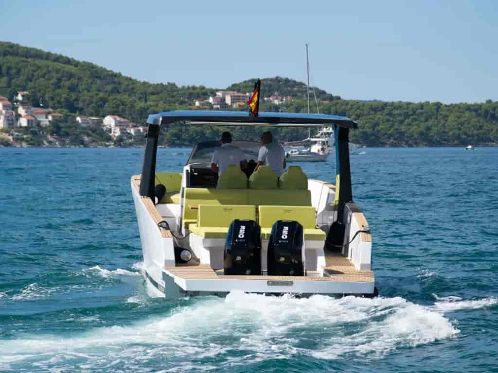 Boat picture 16
