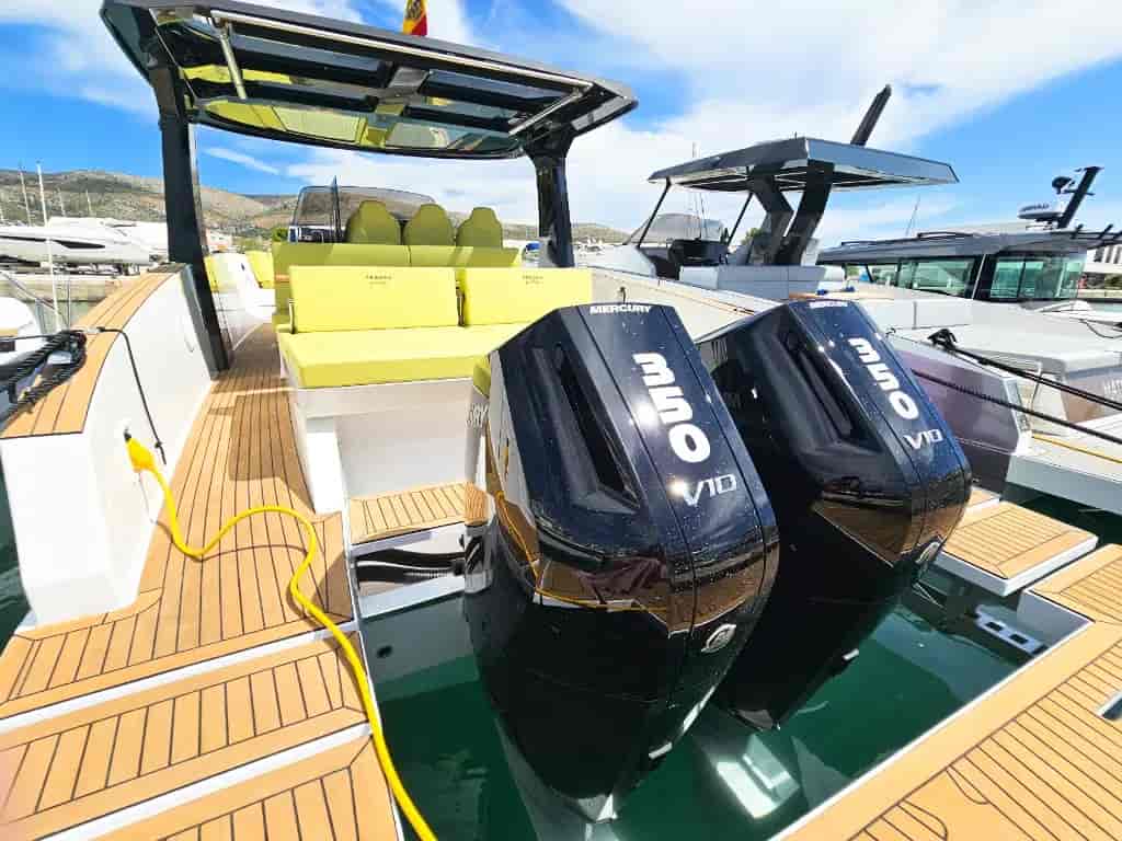 Boat picture 17