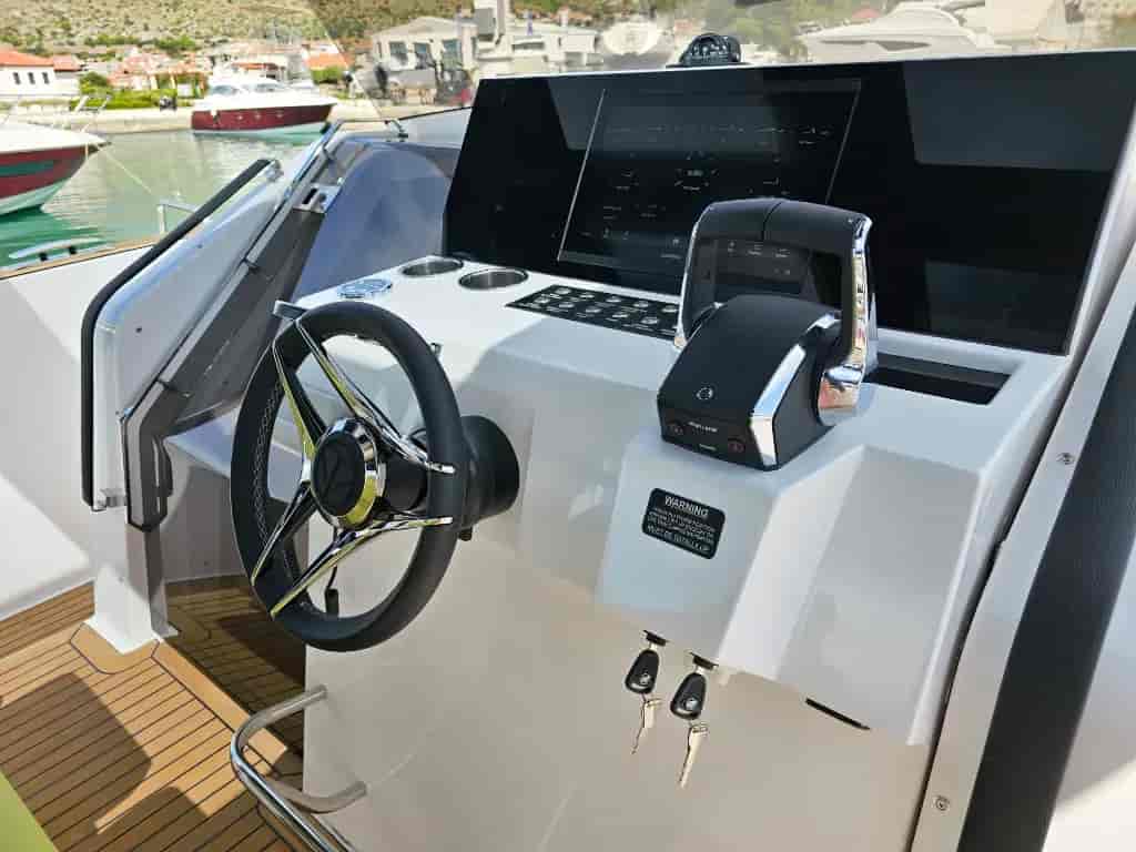 Boat picture 7