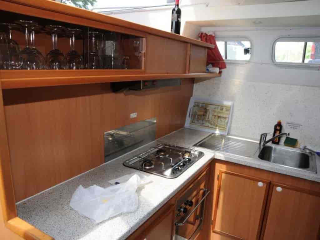 Boat picture 7