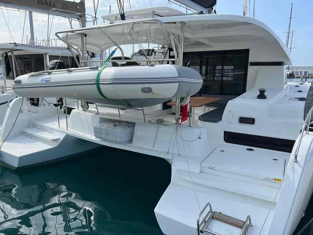 Boat picture 16