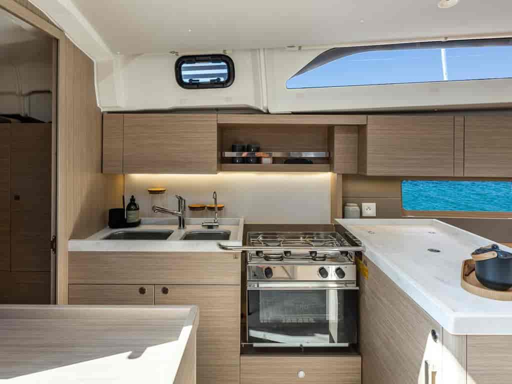 Boat picture 9