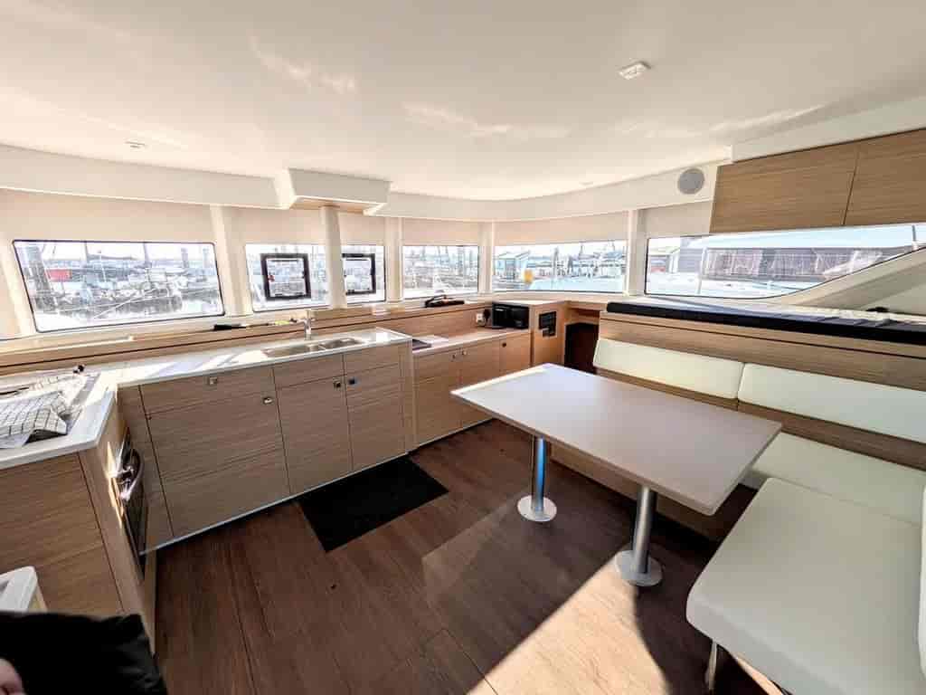 Boat picture 12